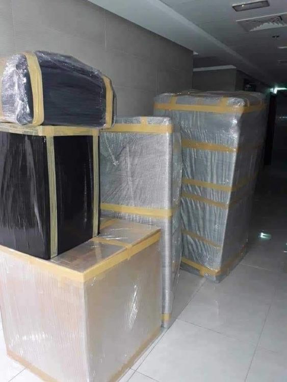 koltoztetes budapest