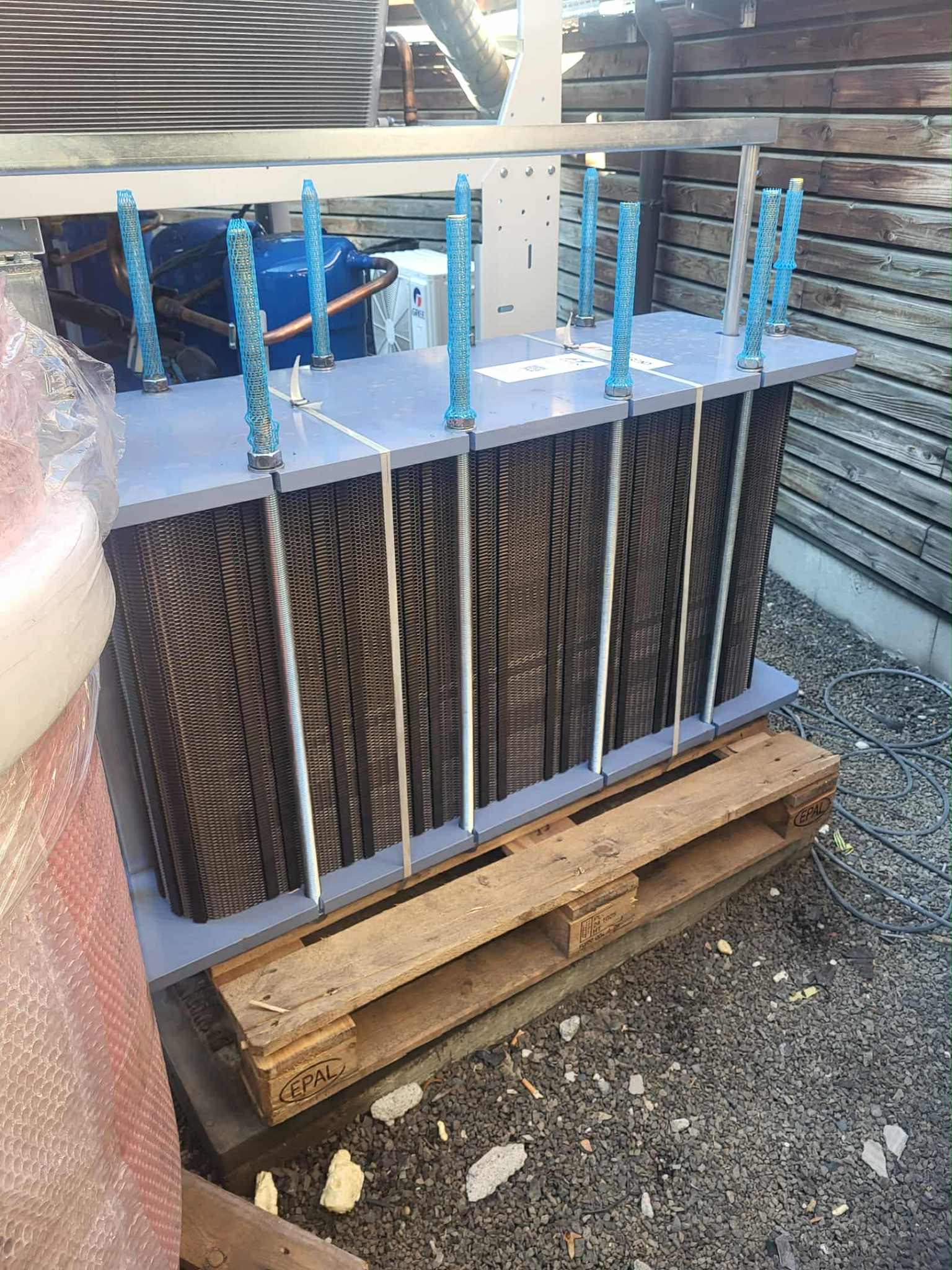 szakszerű költöztetők